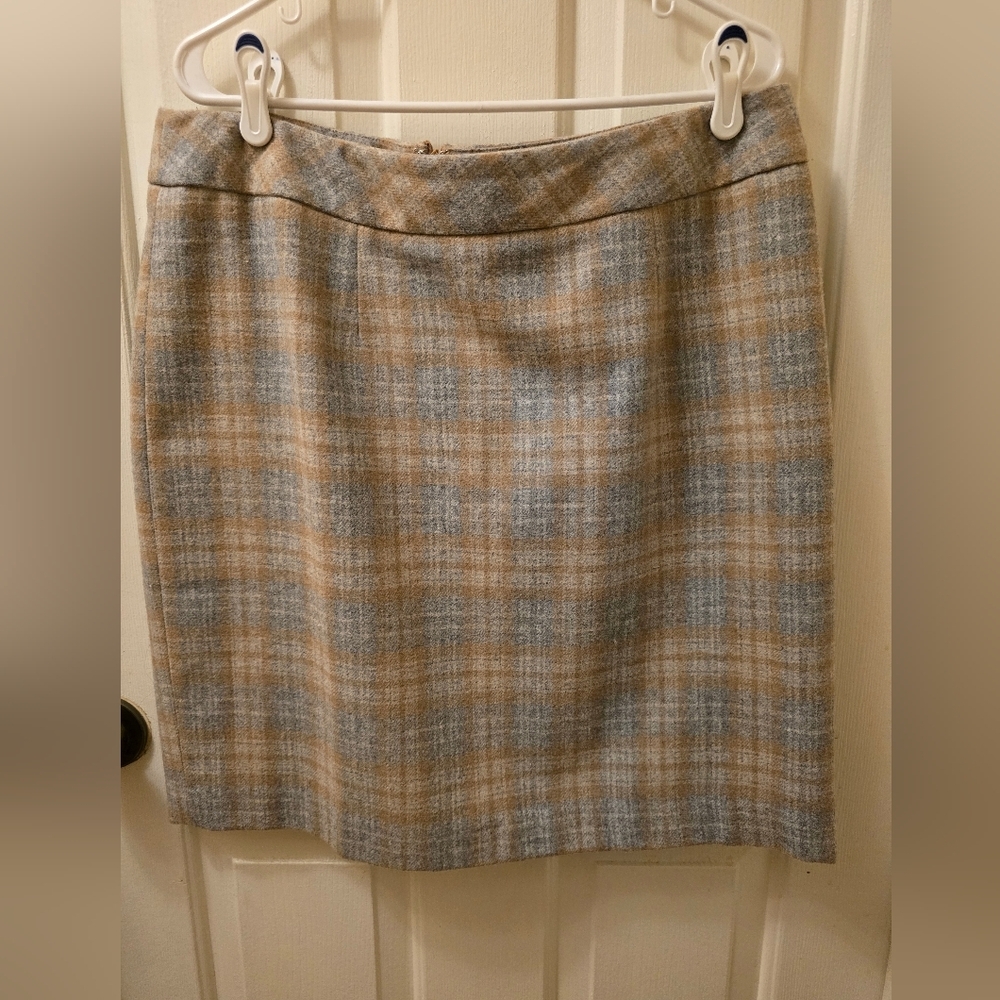 Chadwicks Women's Plaid Pencil Skirt in Tan and Gray